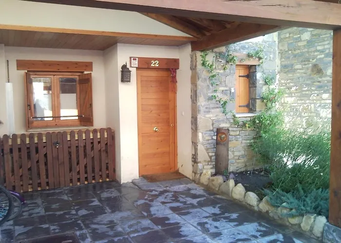 Unifamiliar Con Jardin Vu-huesca-22-315 בית נופש Villanúa